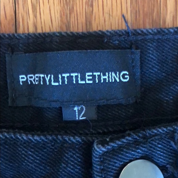 NWT Pretty Little Thing Black Jeans - Picture 4 of 6